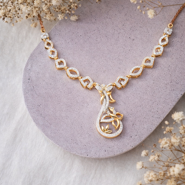 Gold WoMen's Neckless 2