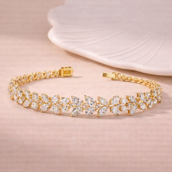 Gold WoMen's Bracelet 9